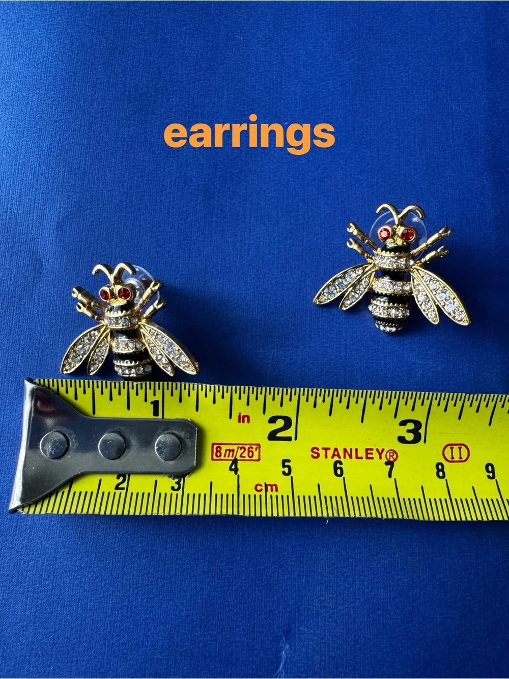 Art Bee Brooch & Matching Pierced Earrings Set